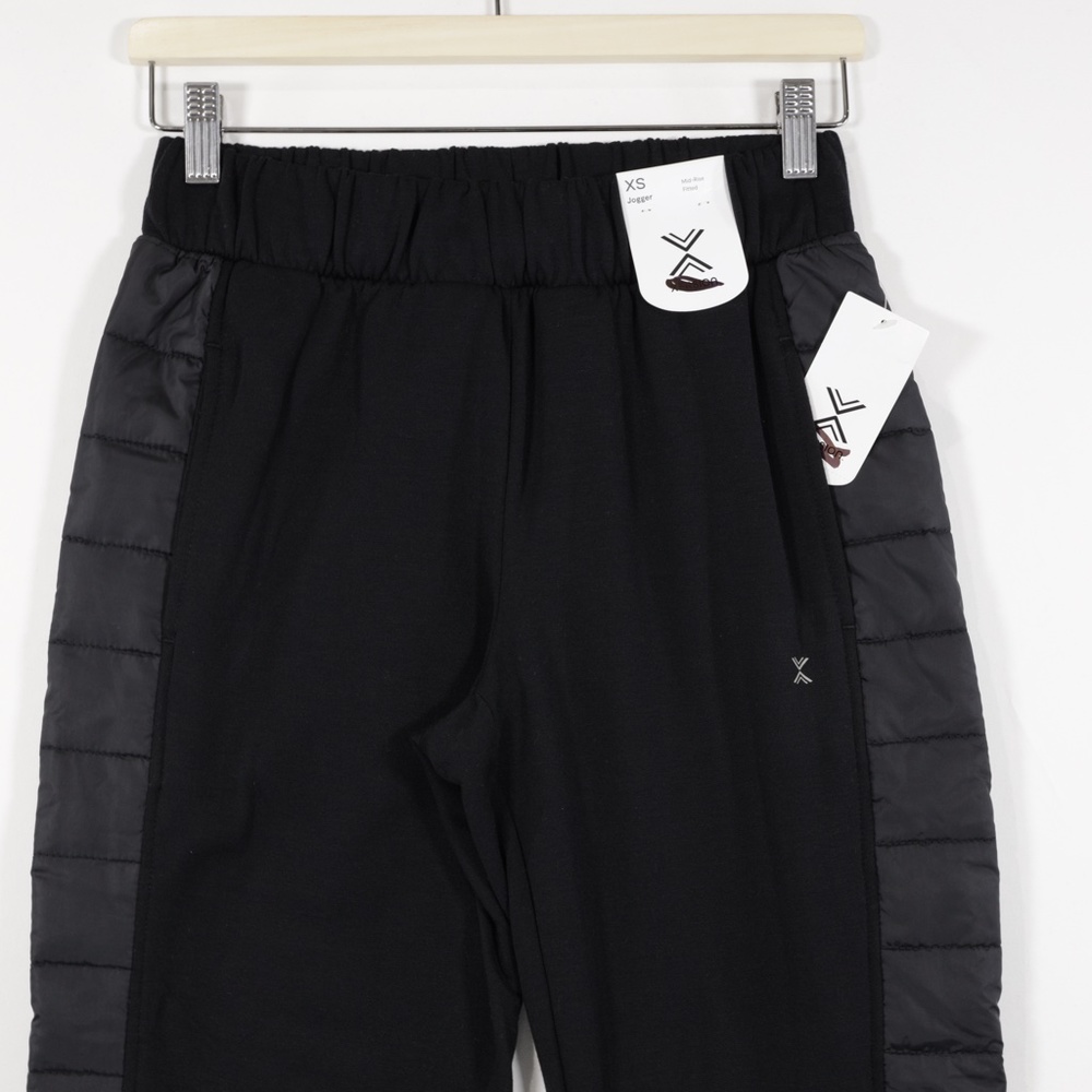 Xersion Women's Pocket Mid Rise Fleece‎ Jogger Pants Black Size XS - Picture 2 of 8